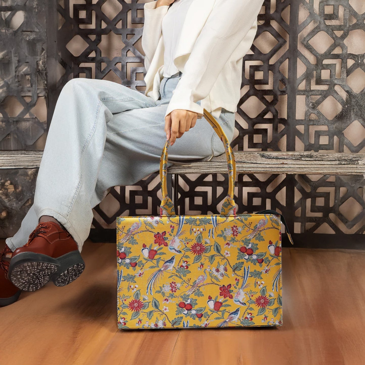 Modish Carry | Radiant Yellow Tote – Stylish Handbag for Women & Mums