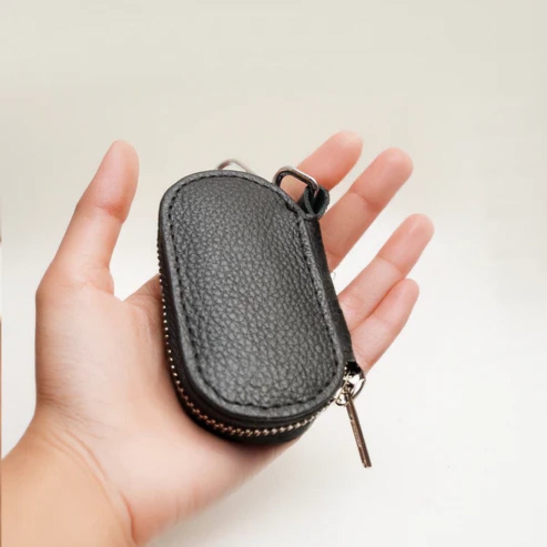 Modish Carry | Zip Key Holder – Perfect Key Organizer for Men