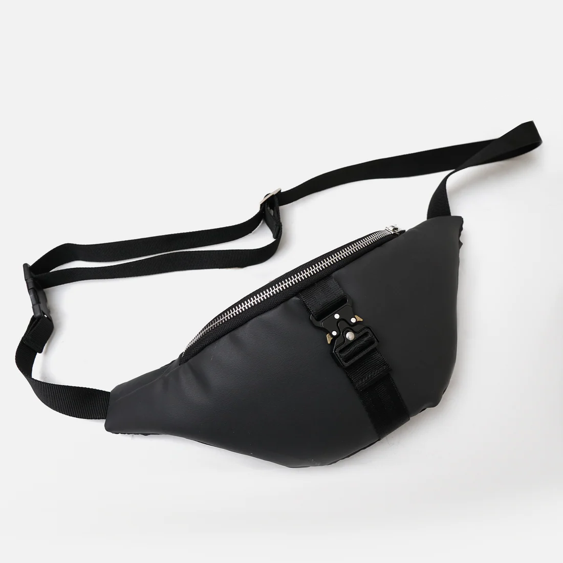 Modish Carry | Premium Black Fanny Bag – Sleek & Stylish Everyday Bag