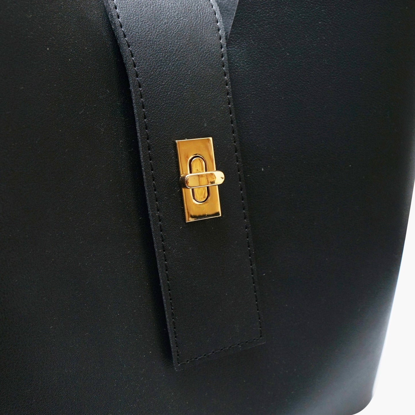 Modish Carry | Black Hobo Handbag – Stylish Everyday Bag for Women & Mums