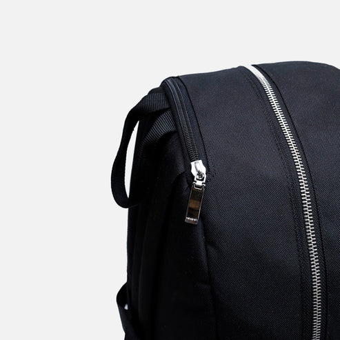 Modish Carry | Mid Black Backpack – Stylish Everyday Bag