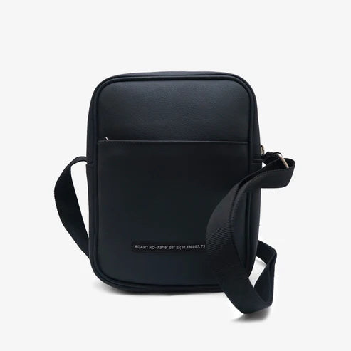 Modish Carry | Black Crossbody Bag – Compact Must-Have Bag for All