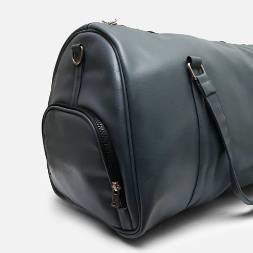 Modish Carry | Sac de Voyage "Steel Blue" – Duffel d'Aventure Tendance en Cuir Végan Unisexe