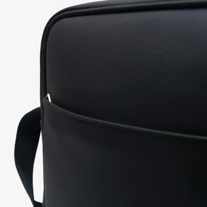 Modish Carry | Black Crossbody Bag – Compact Must-Have Bag for All