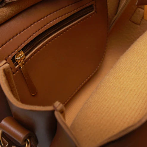 Modish Carry | Brown Sugar Saddle Bag – Aesthetic Vegan Crossbody Bag