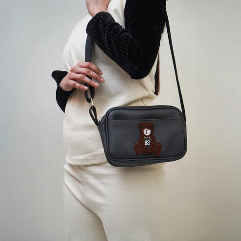 Modish Carry | Beg Sling Lembut Teddy – Beg Bahu Kecil Uniseks