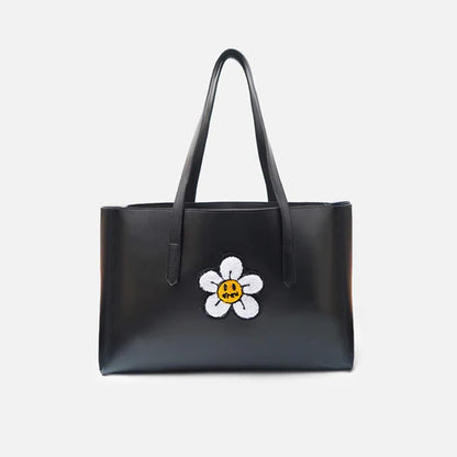 Modish Carry | Daisy Flower Black Tote – Stylish Handbag for Women & Mums