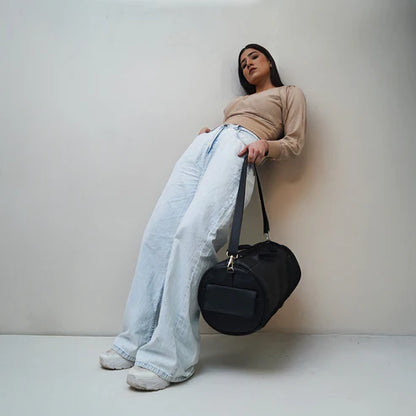 Modish Carry | Black Gym Duffle Bag – Sleek Bag Every Adventurer Will Love
