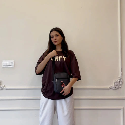 Töff burðarpoki | LA Urban Sling Bag – Unisex götufatnaður axlarpoki og græjutaska