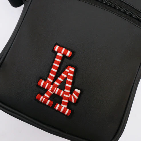 Töff burðarpoki | LA Urban Sling Bag – Unisex götufatnaður axlarpoki og græjutaska