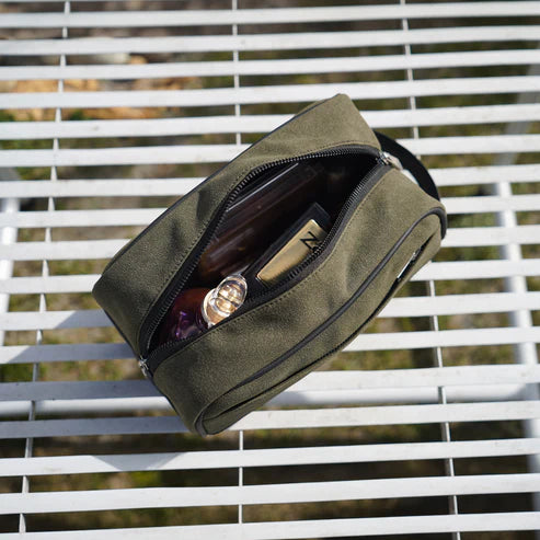 حقيبة أدوات تجميل عصرية | حقيبة زينة من جلد الغزال الزيتوني للجنسين | منظم من الجلد الصناعي الفاخر